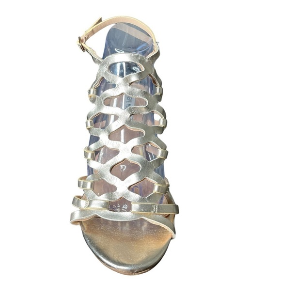 Steve Madden Christina Wedge sandals, gladiator, heel, Gold strap size 9 - Picture 7 of 16